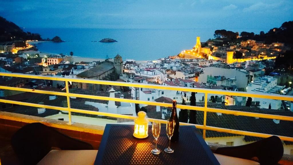 Apartamento Tossa De Mar Ngoại thất bức ảnh
